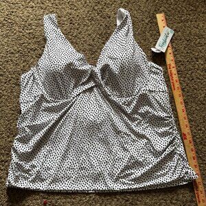 Black and White Swim Top Size 3X from Freshwater by Kohls NWOT